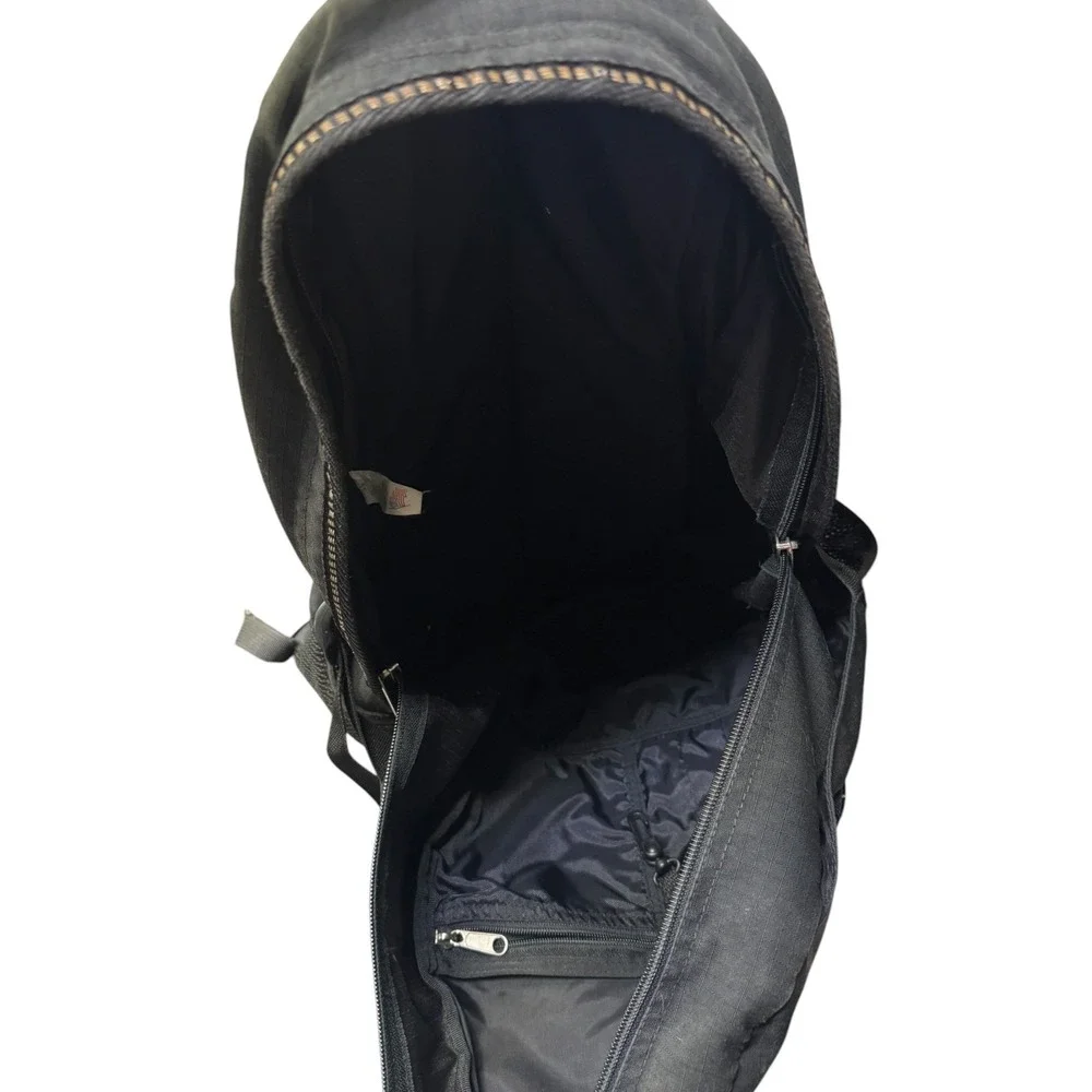 Trager Seattle USA‎ Vintage Blk Ripstop Nylon Backpack Gorpcore Daypack Made USA